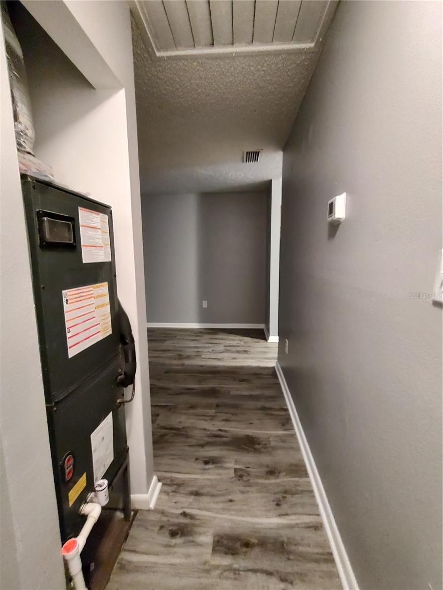 EDWARDS NEWTOWN ADD/LEESBURG - Residential Lease