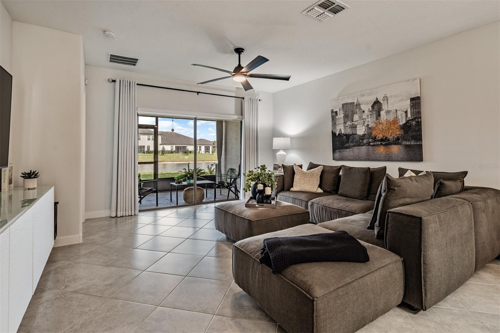 MIRADA ACTIVE ADULT - Residential