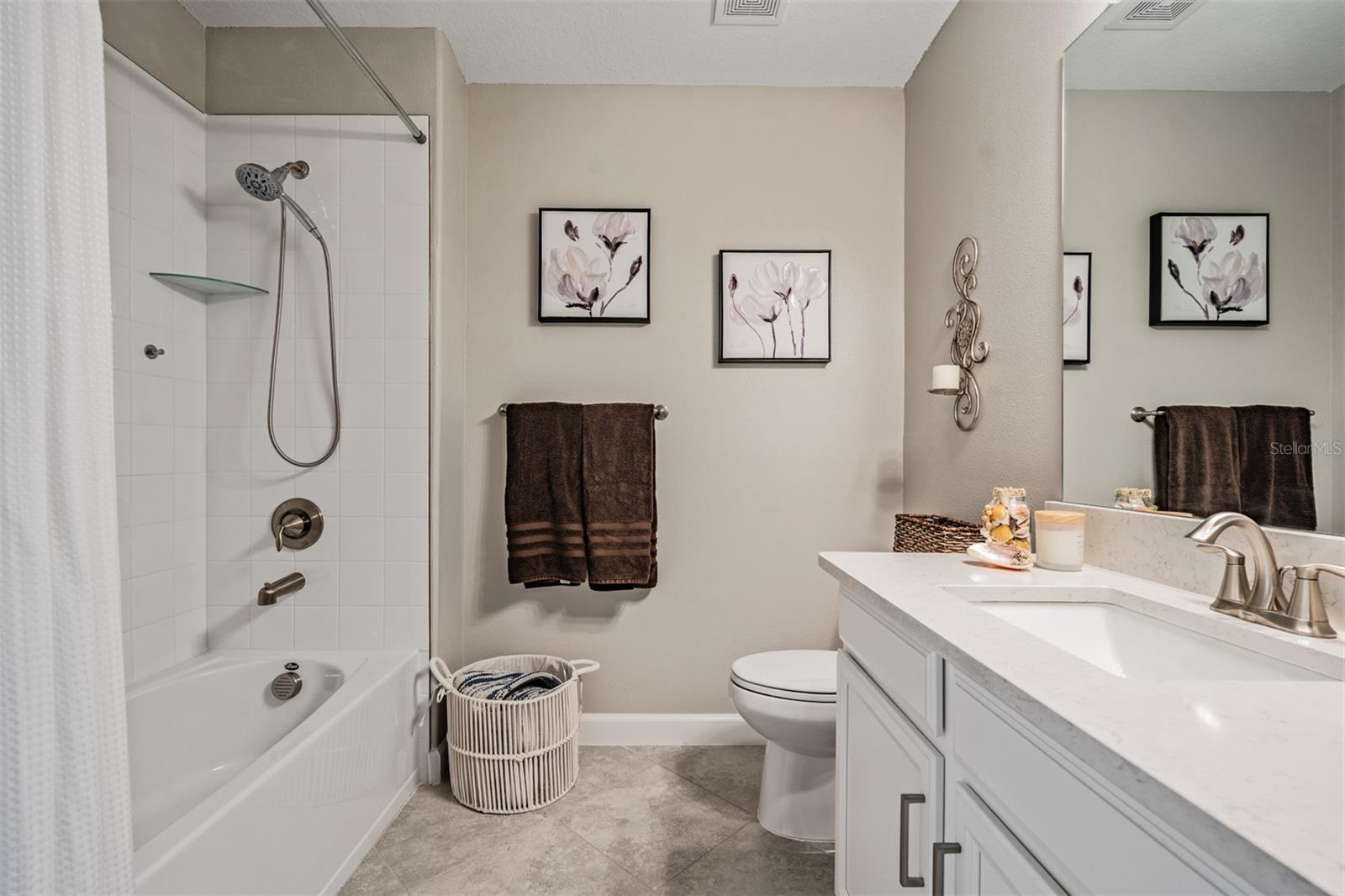 MIRADA ACTIVE ADULT - Residential