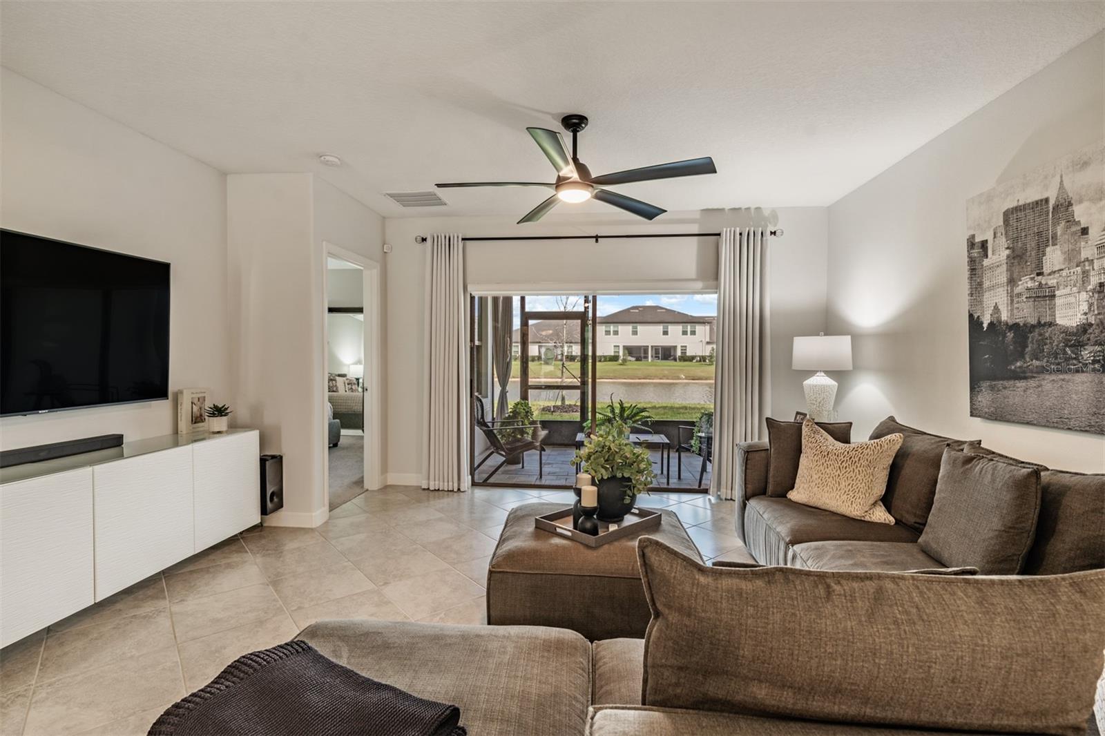 MIRADA ACTIVE ADULT - Residential