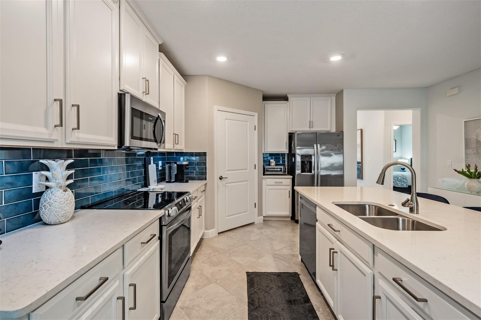 MIRADA ACTIVE ADULT - Residential