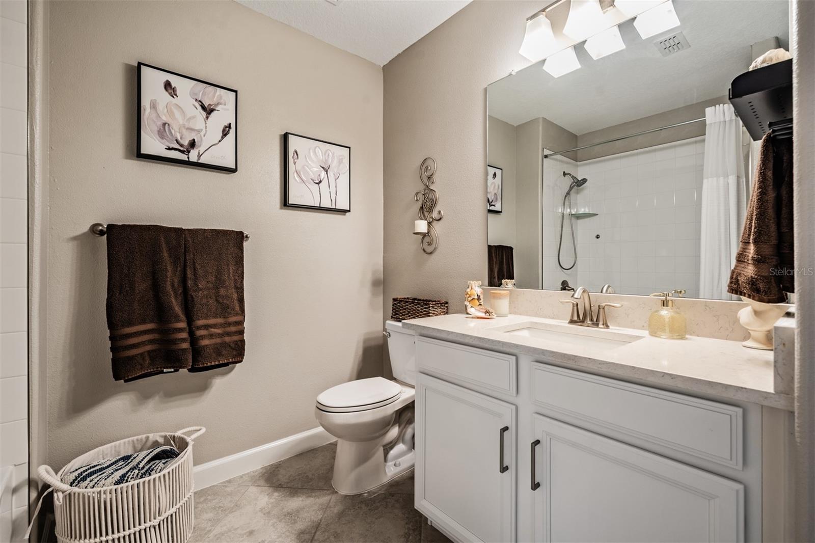 MIRADA ACTIVE ADULT - Residential