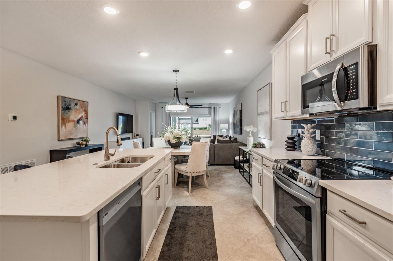 MIRADA ACTIVE ADULT - Residential