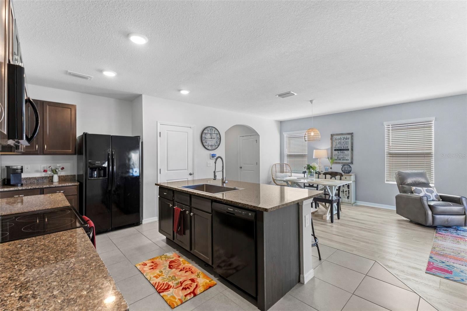 4205 WILLOW HAMMOCK DRIVE