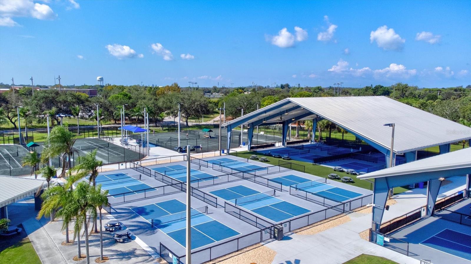 MEADOWCROFT SOUTH - Residential