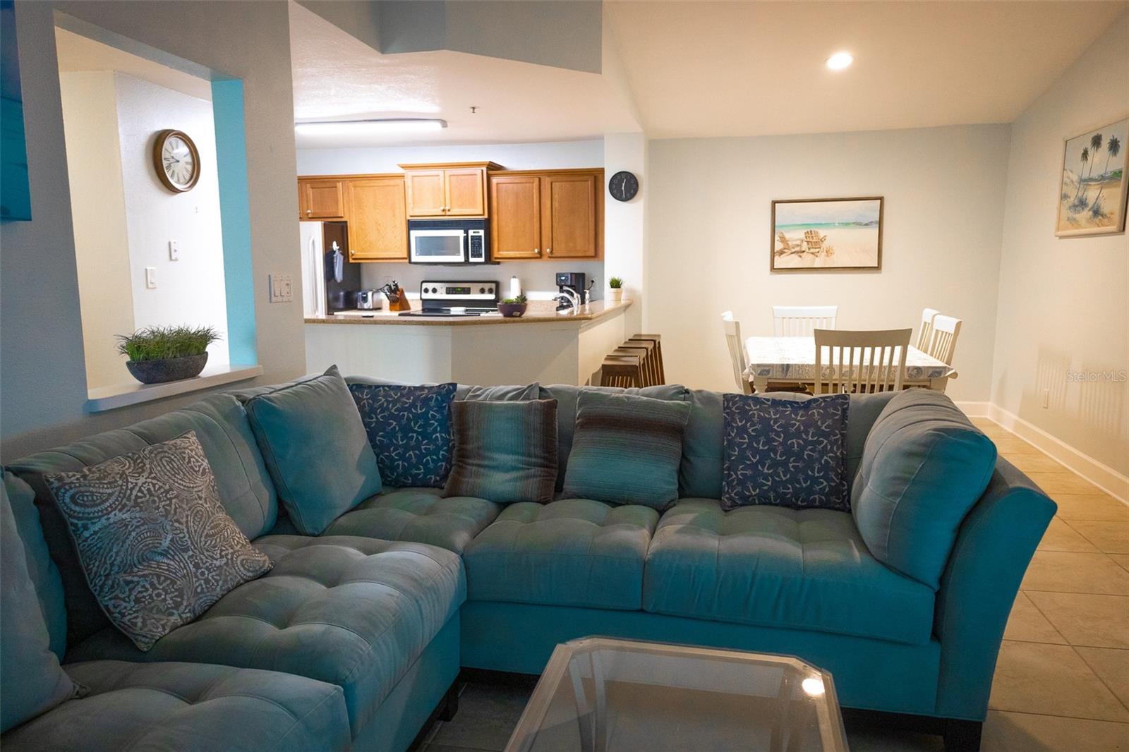 VINTAGE GRAND - Residential Lease