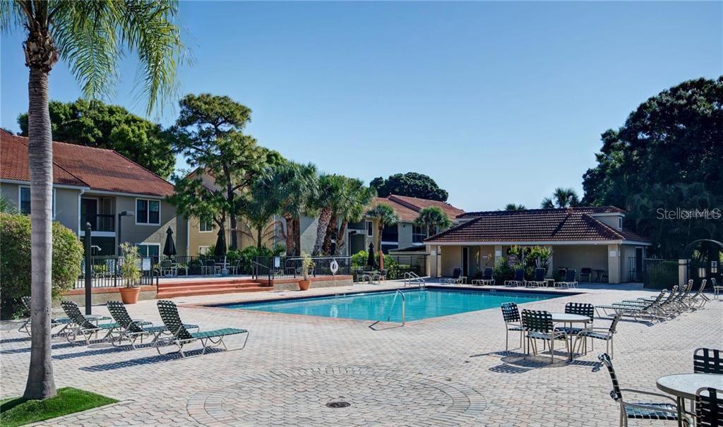 VINTAGE GRAND - Residential Lease