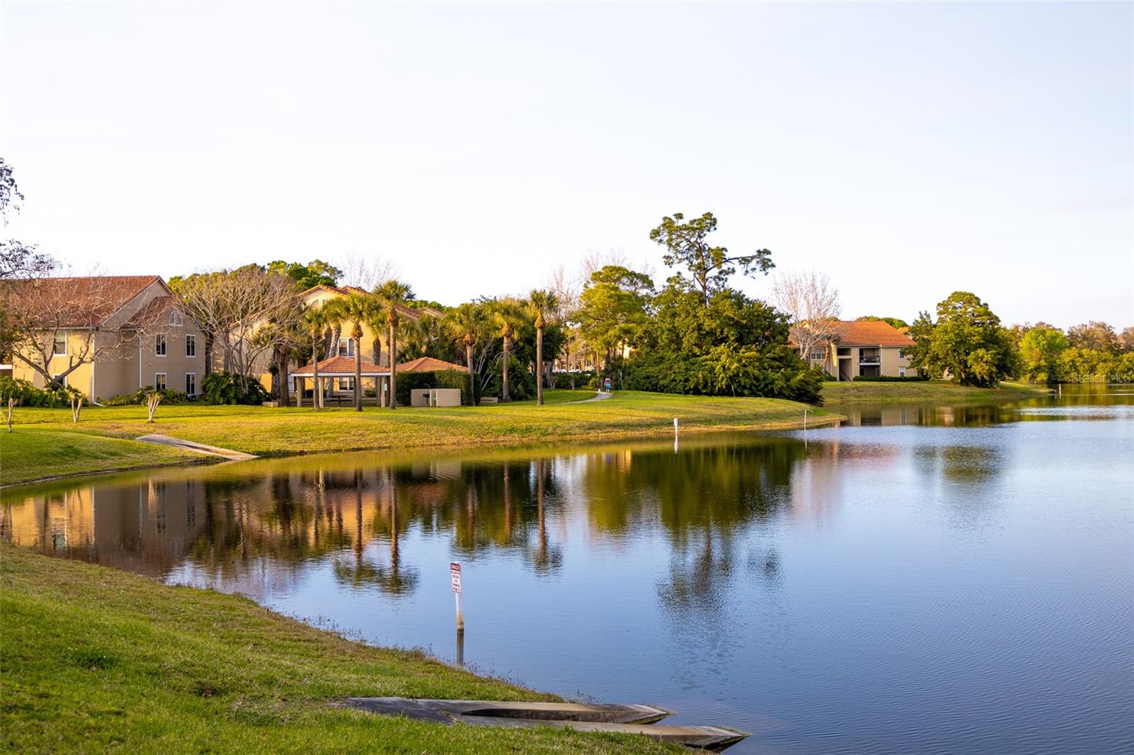 VINTAGE GRAND - Residential Lease