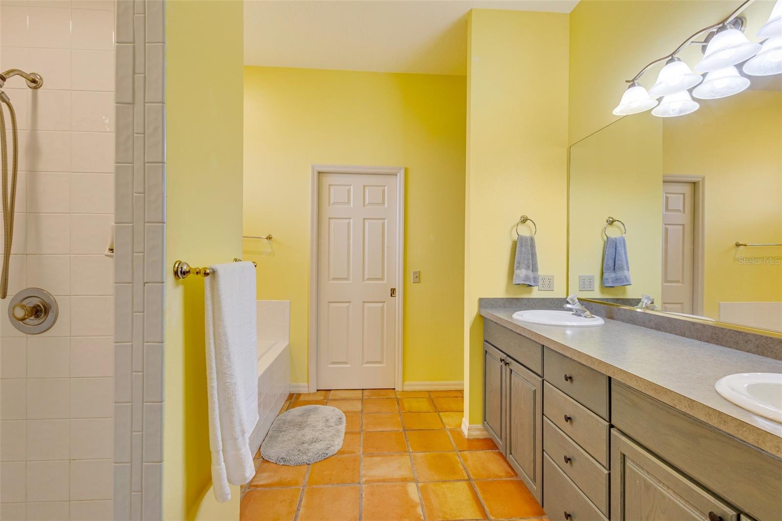 WHITFIELD ESTATES BLKS 55-63 - Residential