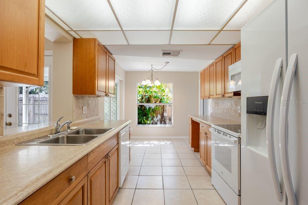 HARBOR PALMS-UNIT FIVE - Residential