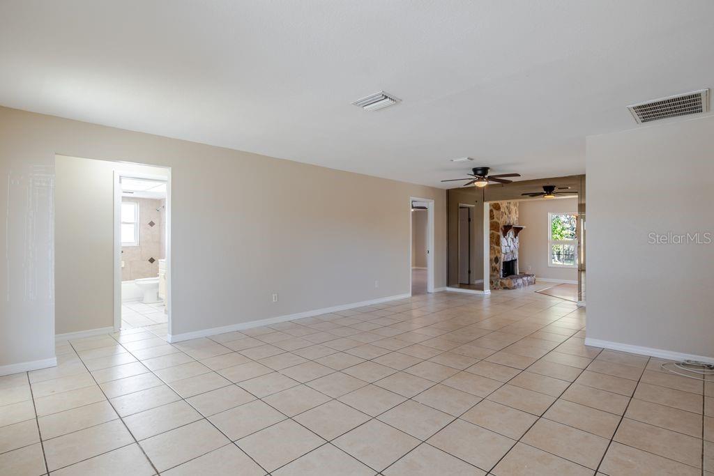 HARBOR PALMS-UNIT FIVE - Residential