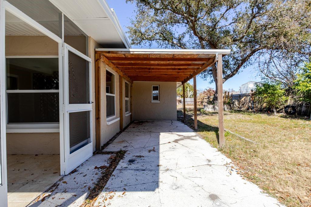 HARBOR PALMS-UNIT FIVE - Residential