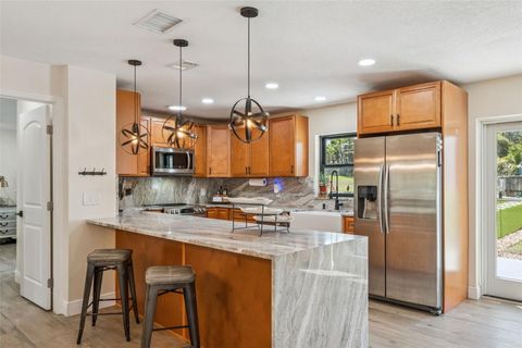 Tiny photo for 15436 Vinola Drive, Montverde, FL 34756 (MLS # G5109977)