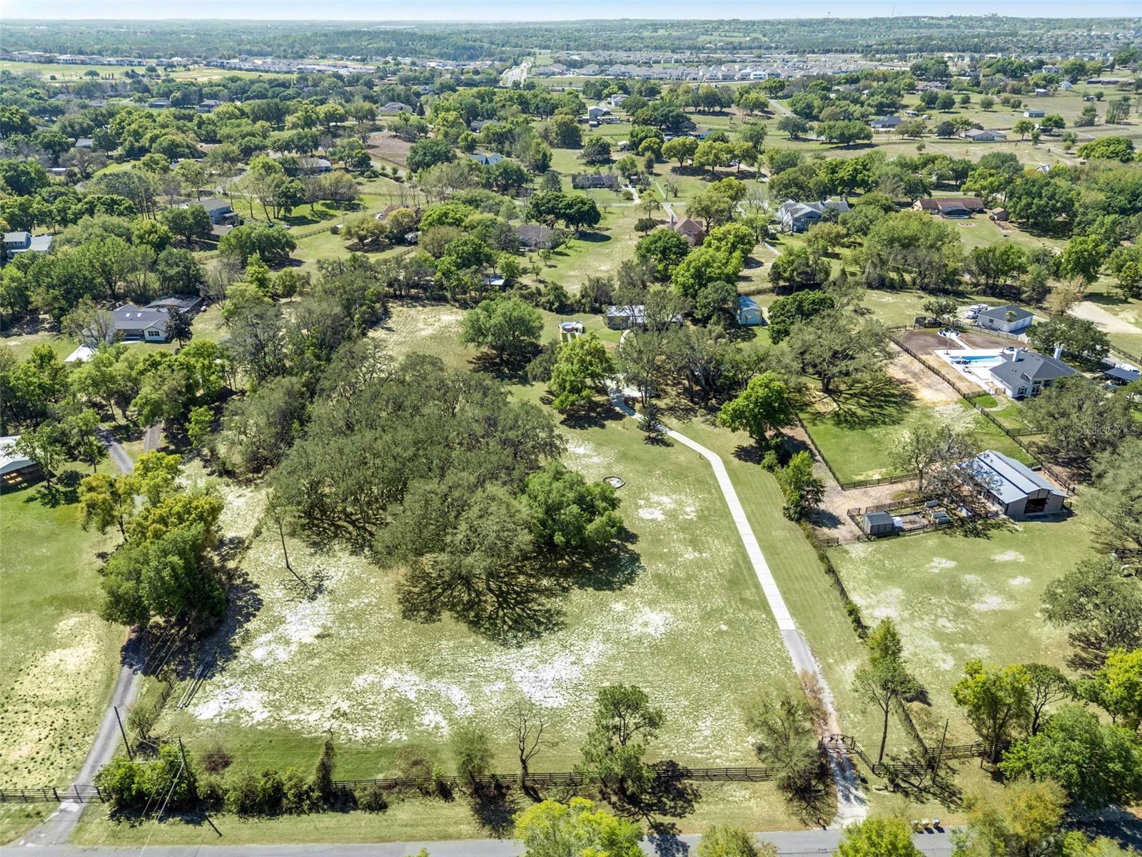 VINOLA GARDENS - Residential