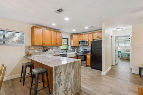 Tiny photo for 15436 Vinola Drive, Montverde, FL 34756 (MLS # G5109977)