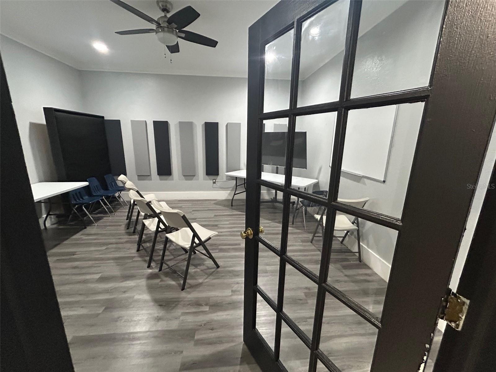 IRLO O BRONSONS SUB - Commercial Lease