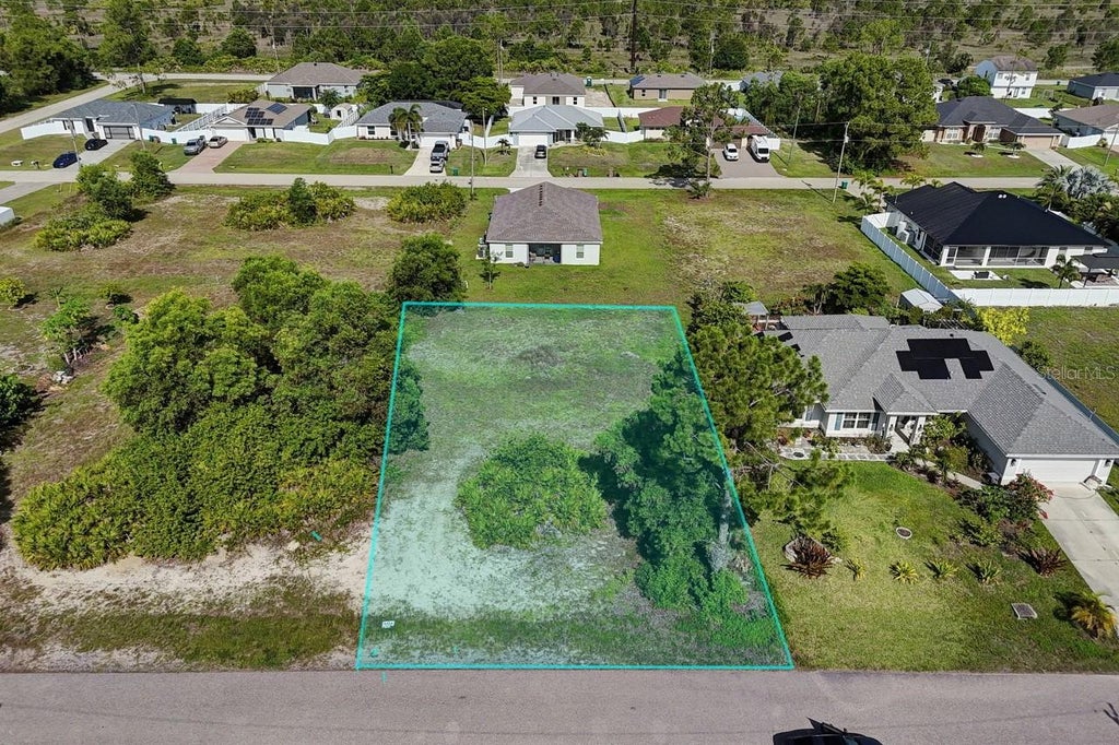 Photo of 3912 NE 9th Avenue, Cape Coral, FL 33909 (MLS # O6418754)