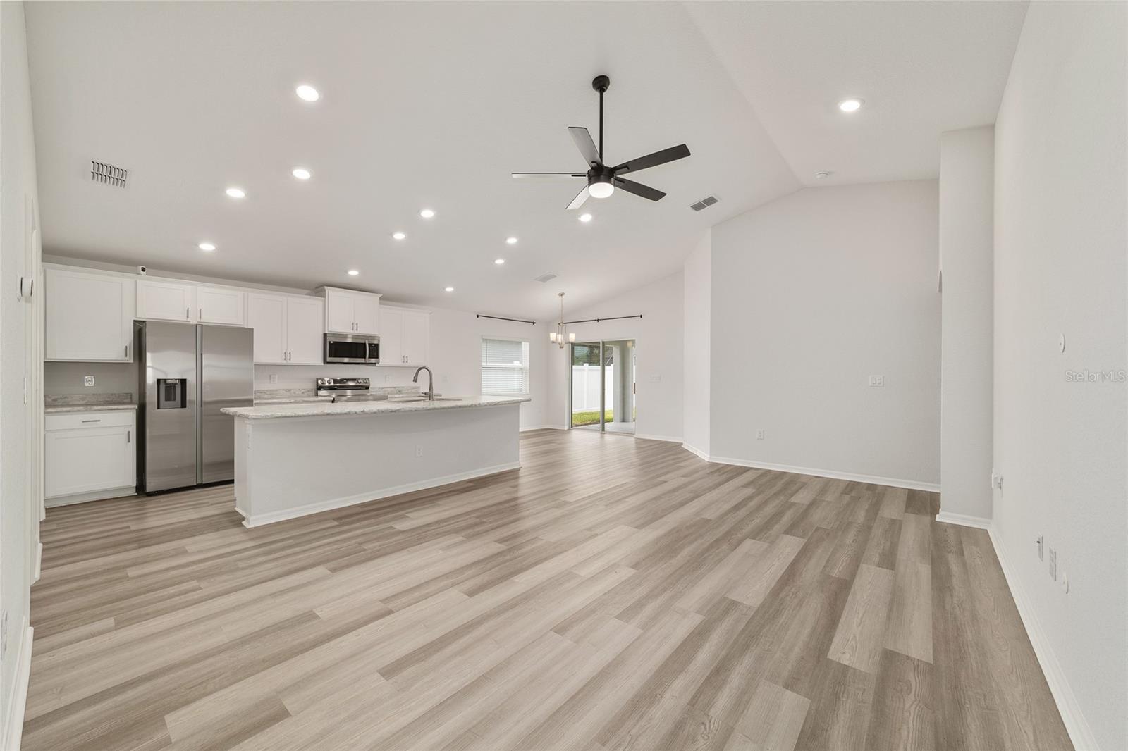 9039 SE 44TH COURT