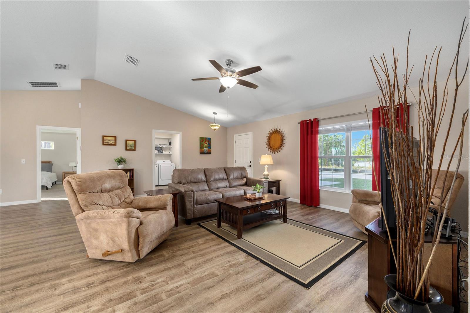 MARION OAKS - Residential