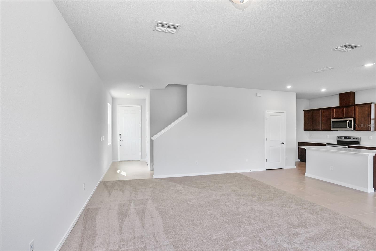 K-BAR RANCH - Residential Lease