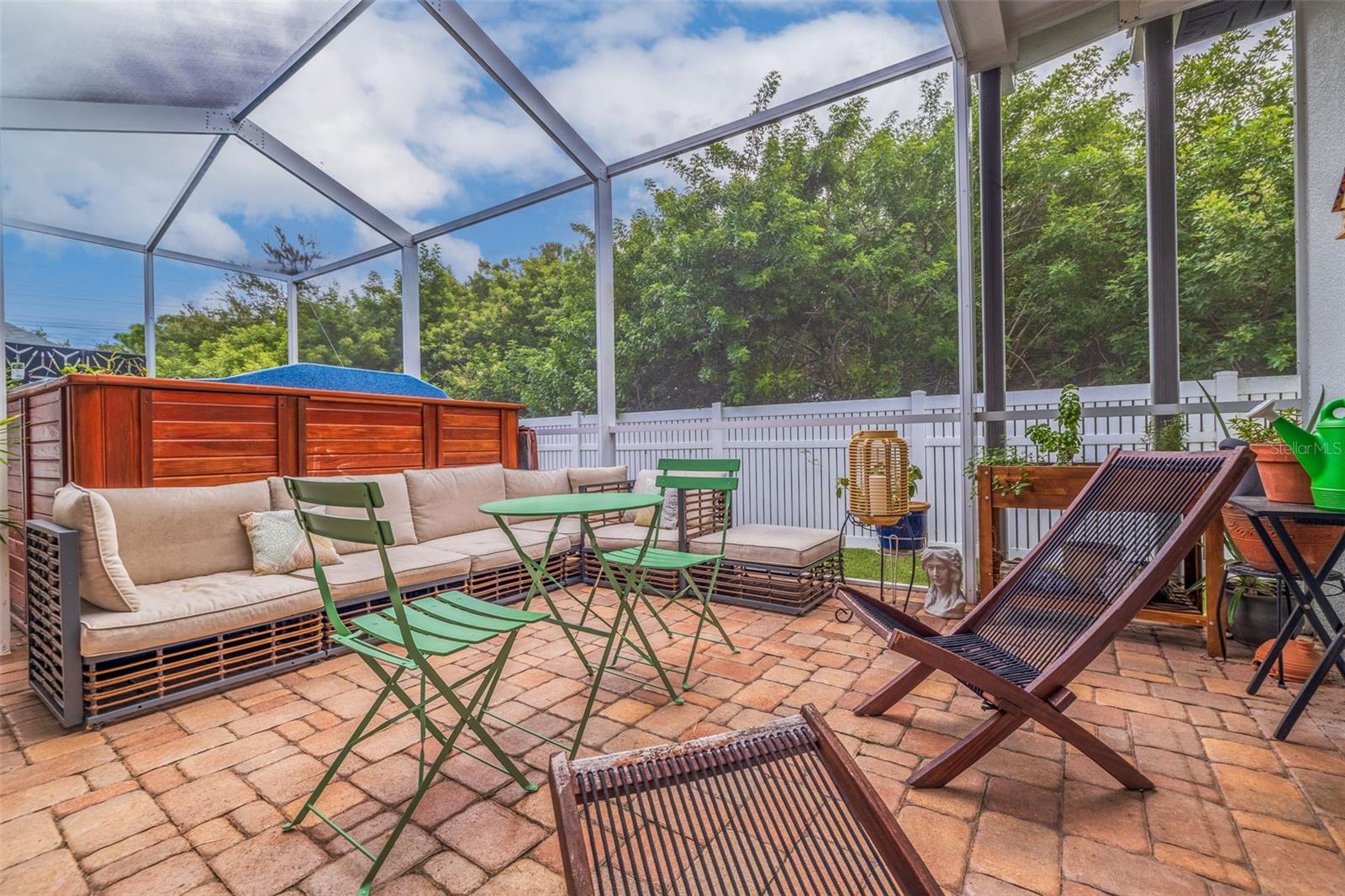 BUNGALOW BAY ESTATES - Residential