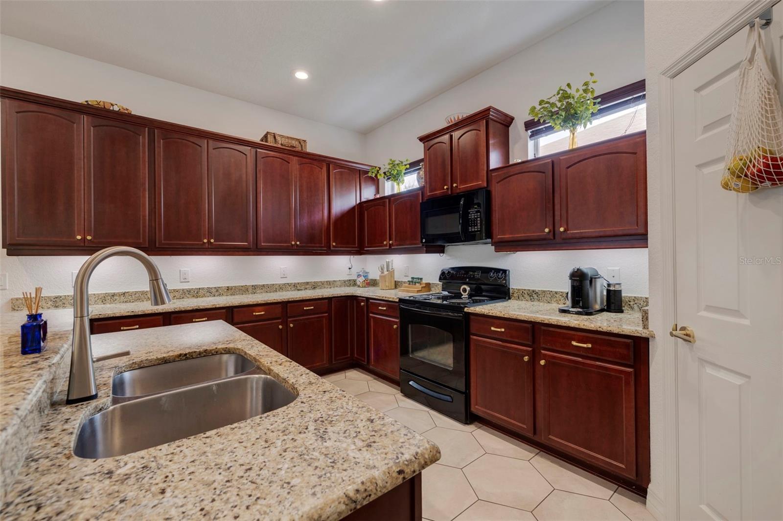 BUNGALOW BAY ESTATES - Residential