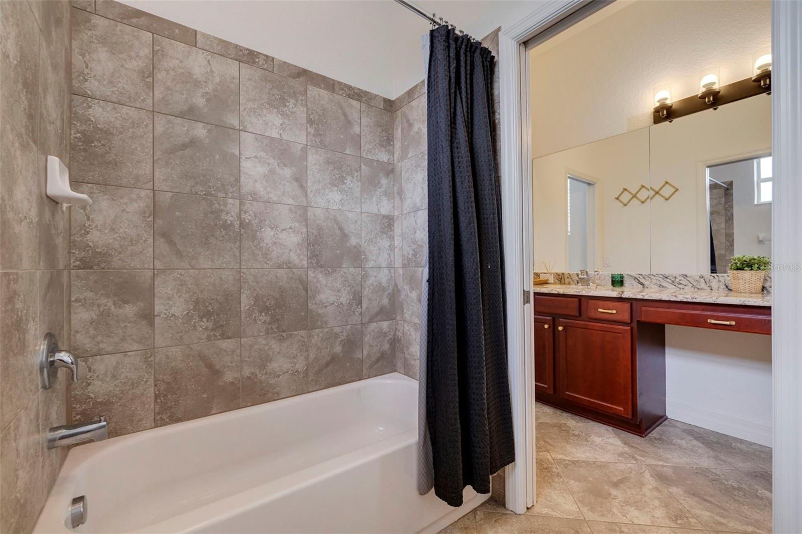 BUNGALOW BAY ESTATES - Residential