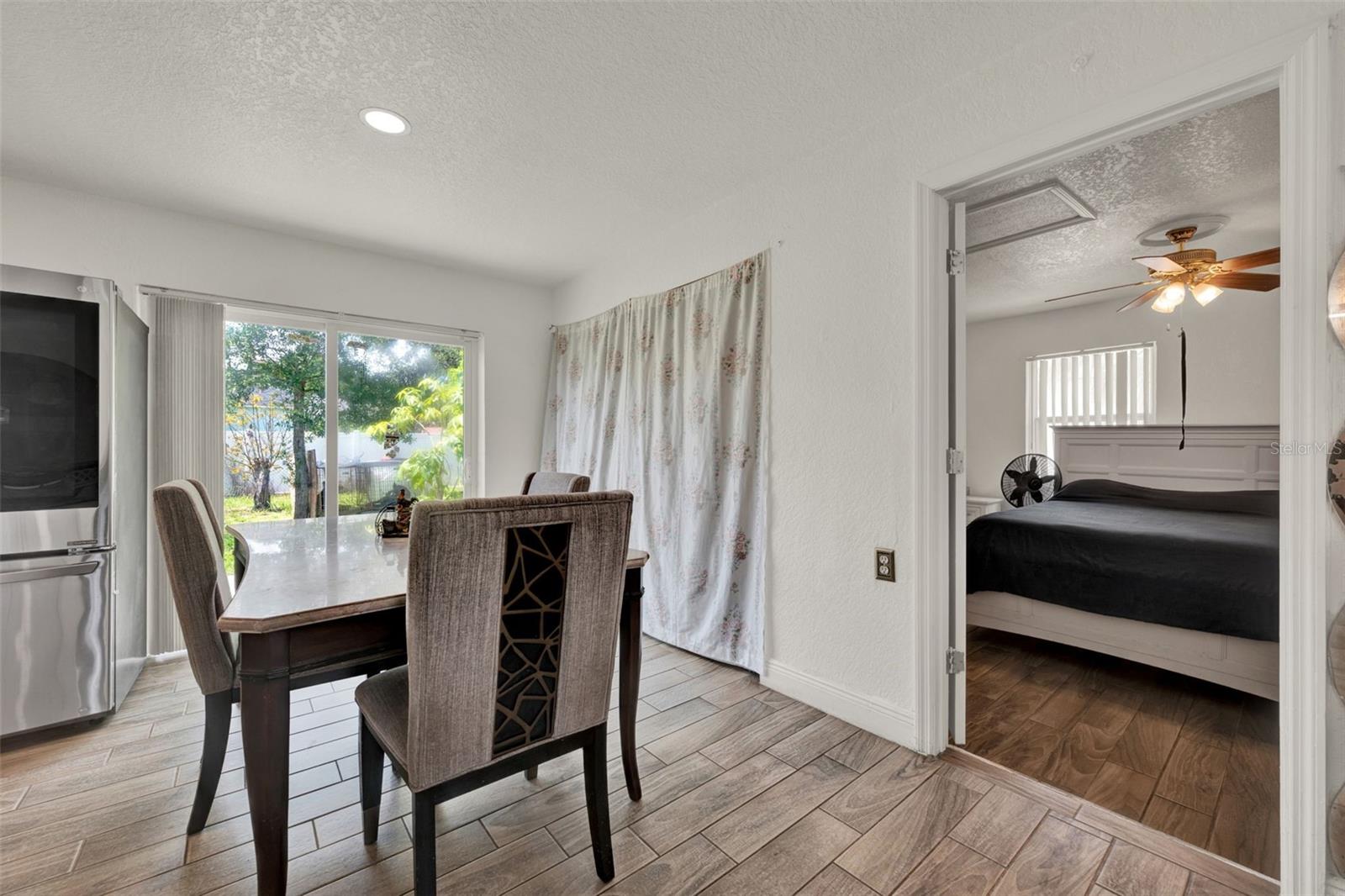 7807 PINE HAWK LANE
