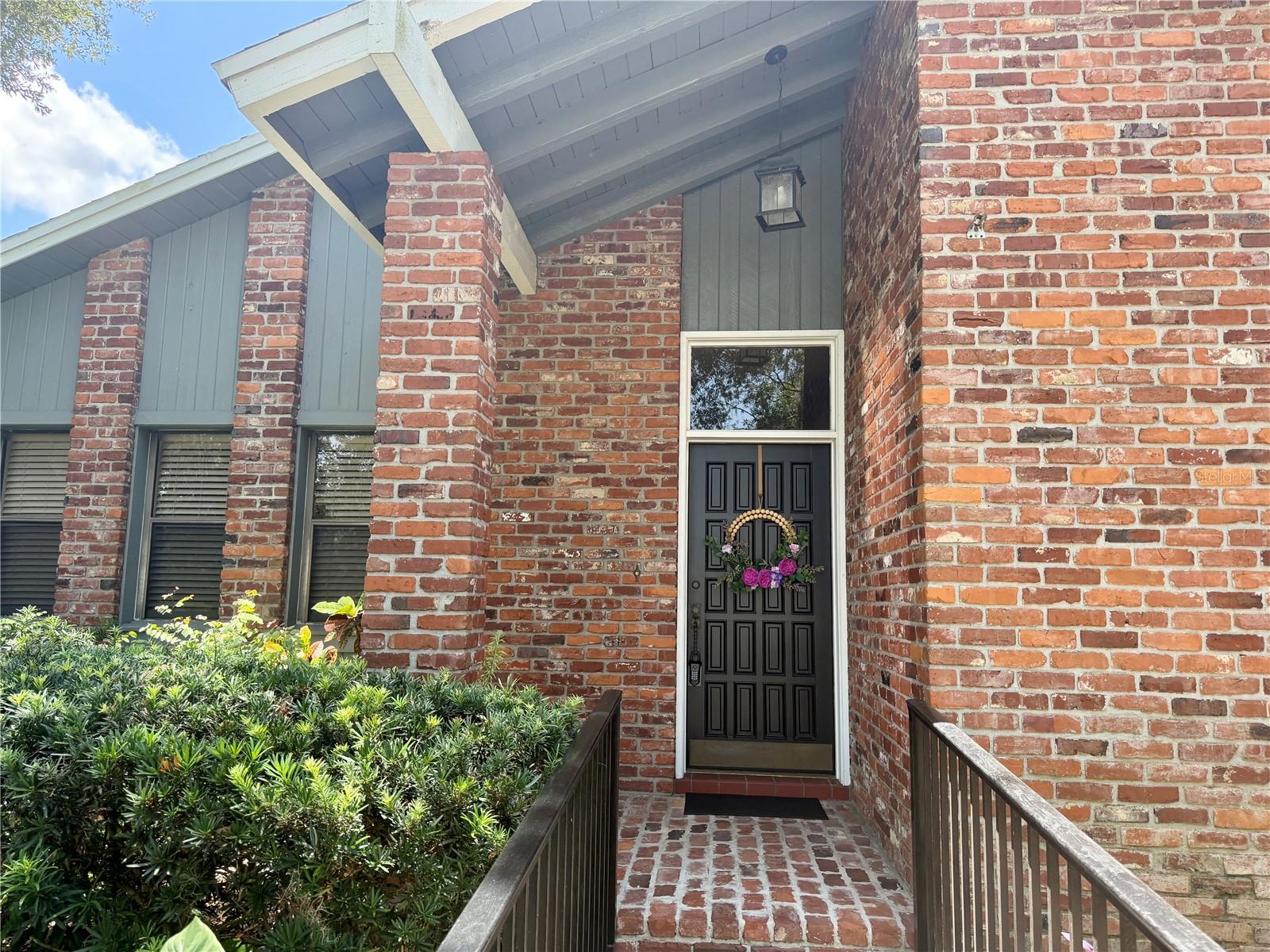 924 RIDGECREST ROAD