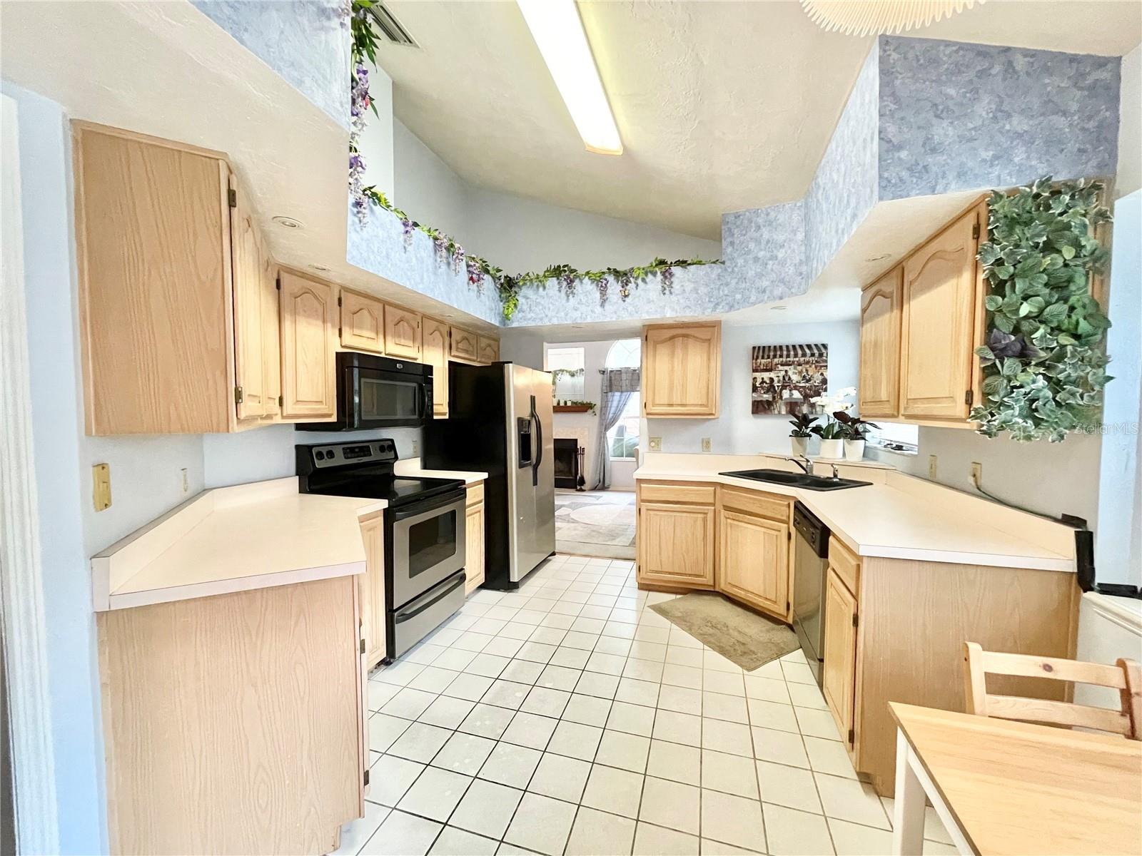 12227 NW 8TH PLACE