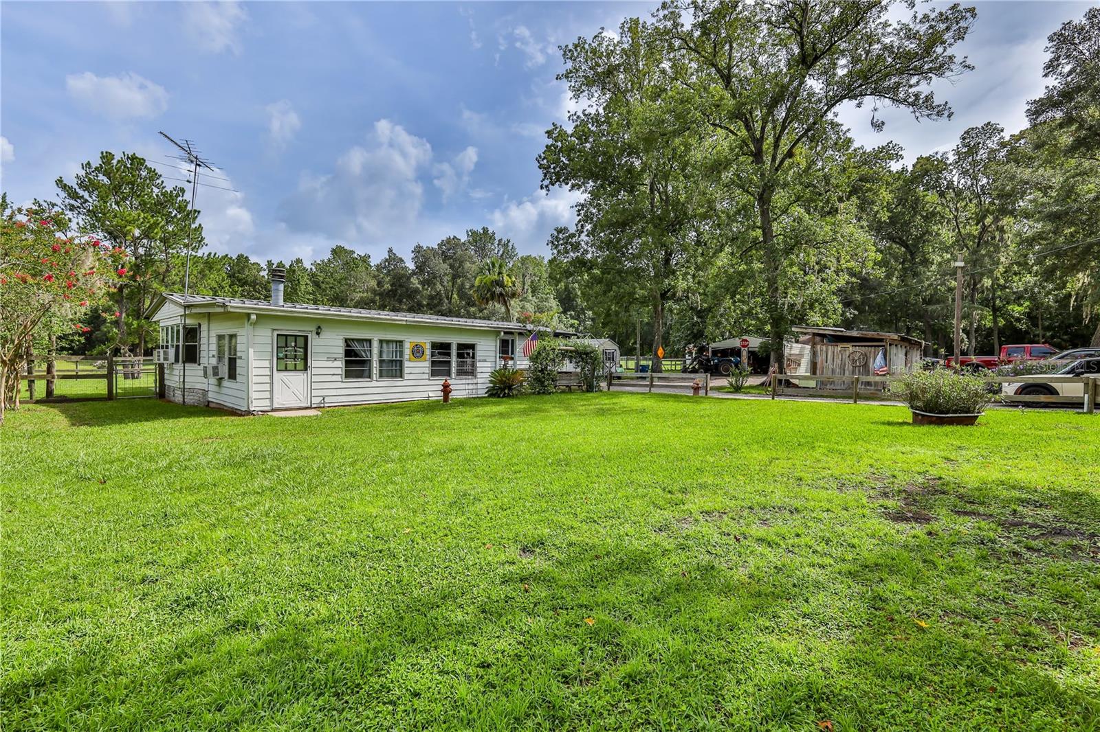 Photo 14 of 55 of 19123 YONTZ ROAD mobile home