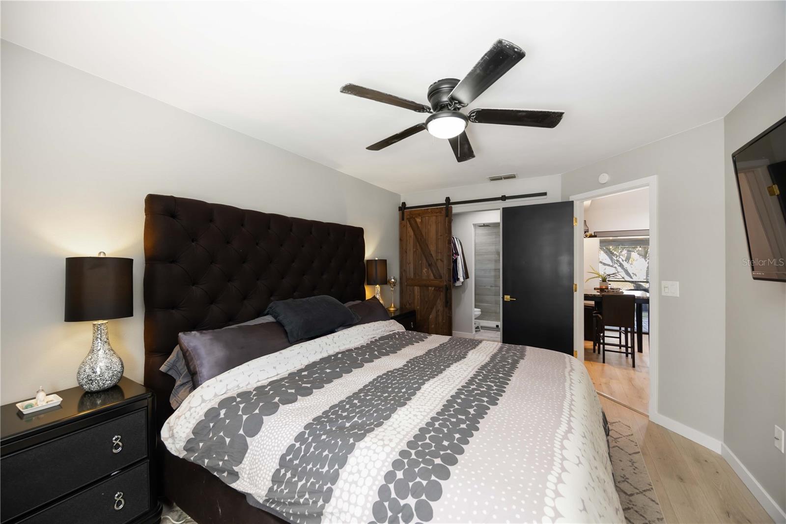 DEER HOLLOW - Residential