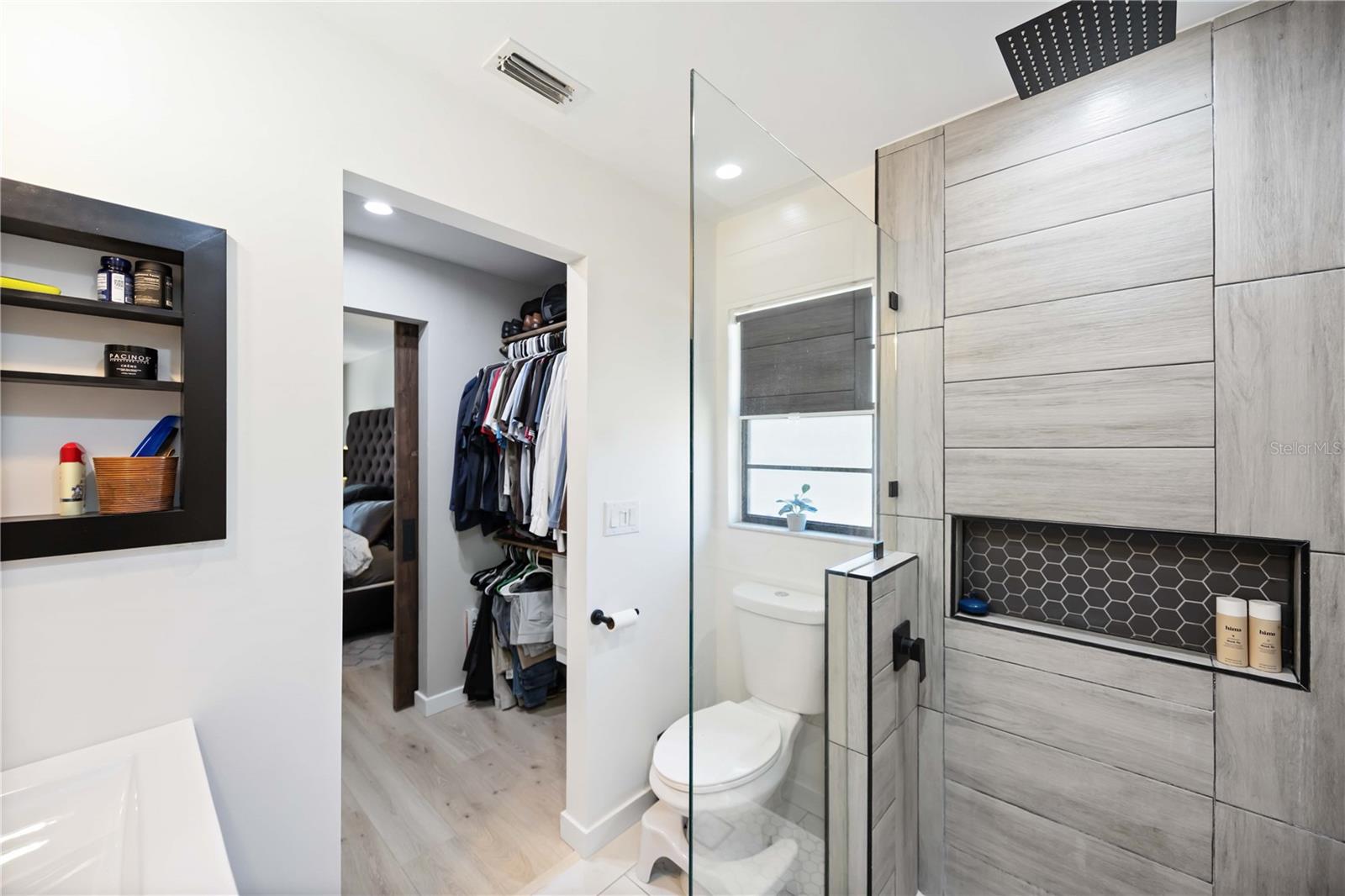 DEER HOLLOW - Residential