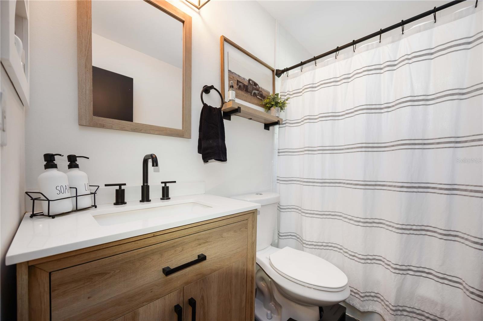 DEER HOLLOW - Residential