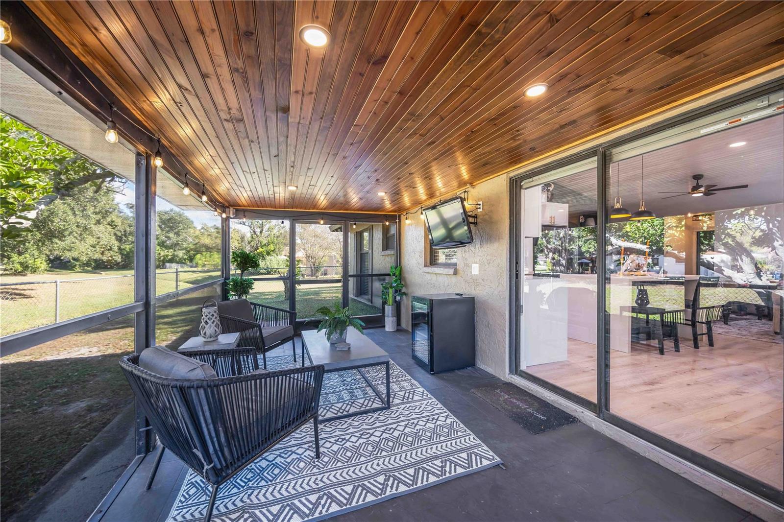 DEER HOLLOW - Residential