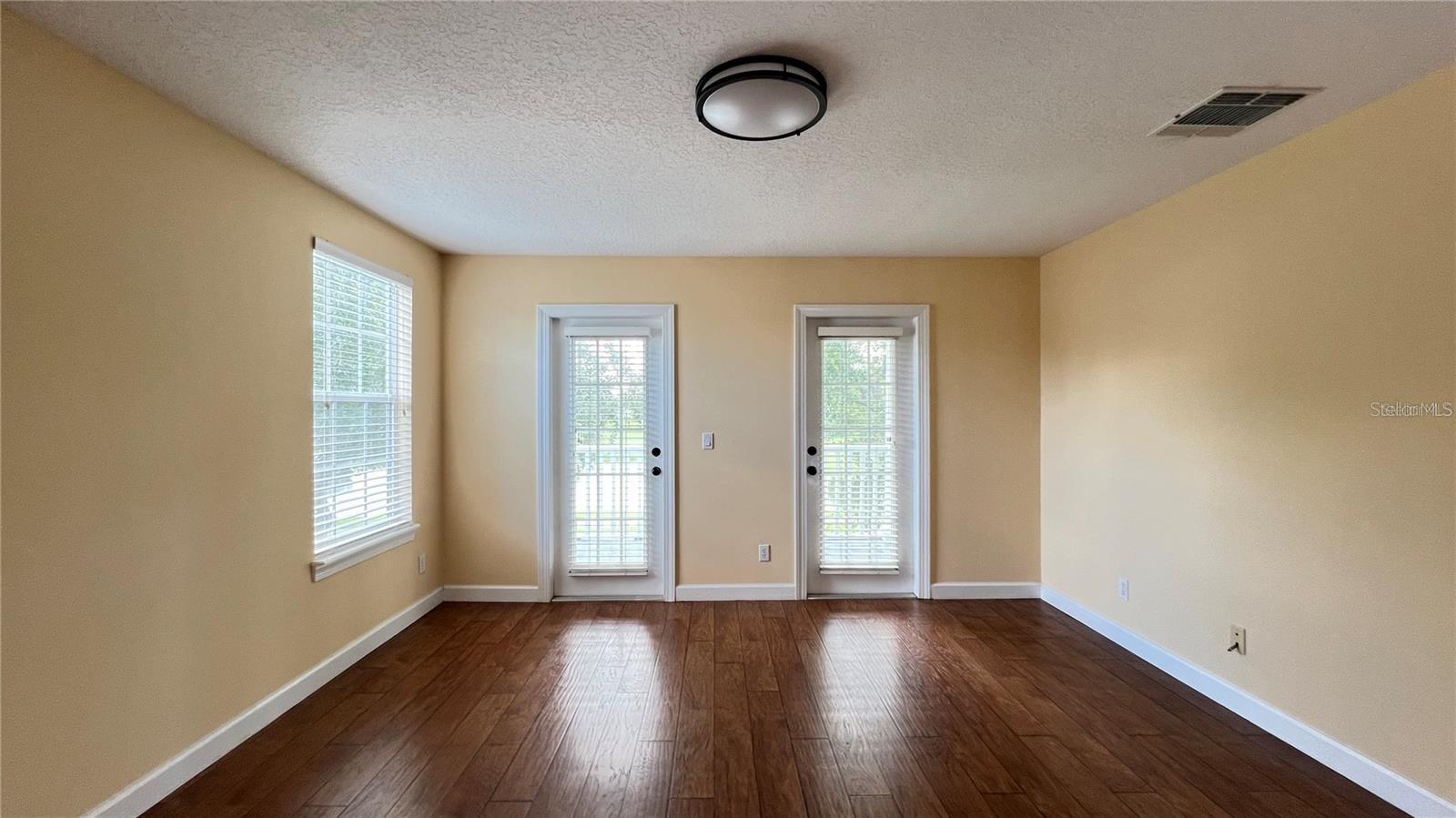 CELEBRATION WEST VILLAGE - Residential Lease