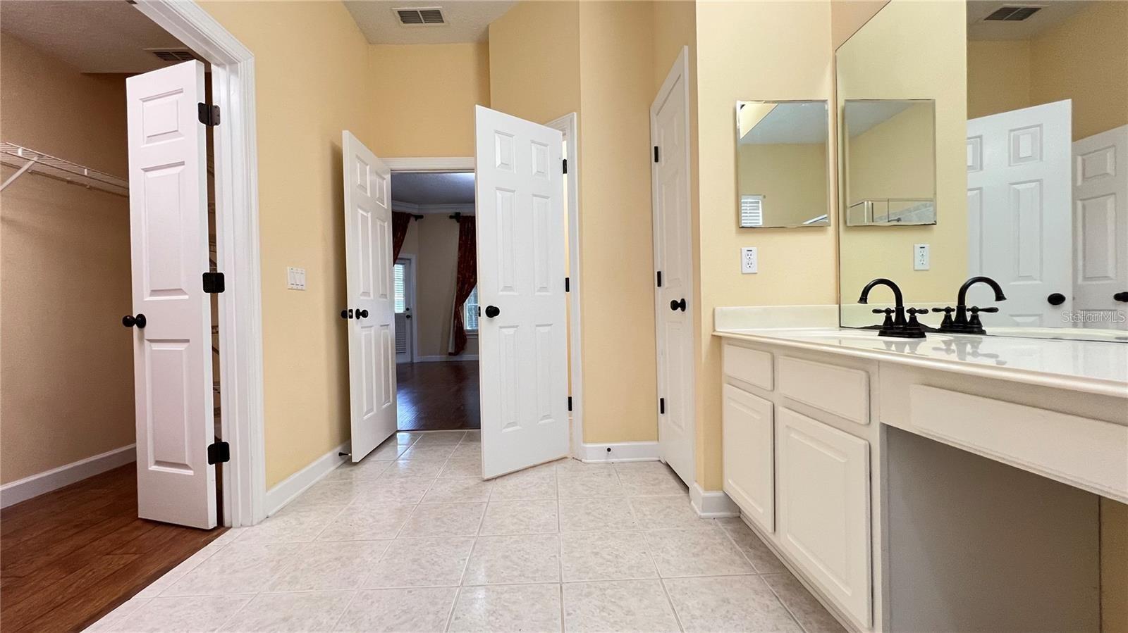 CELEBRATION WEST VILLAGE - Residential Lease