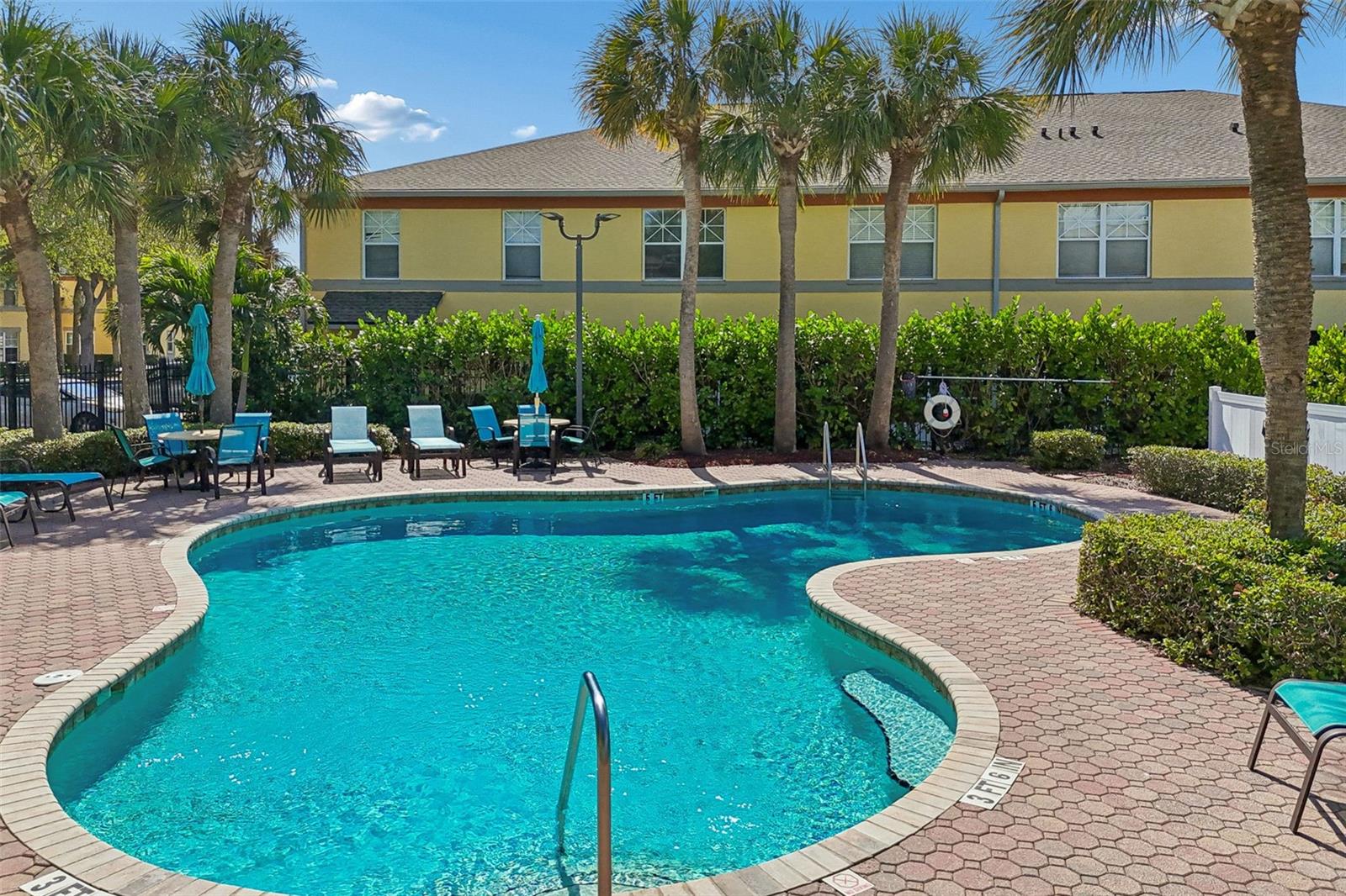 COQUINA KEY TWNHMS - Residential