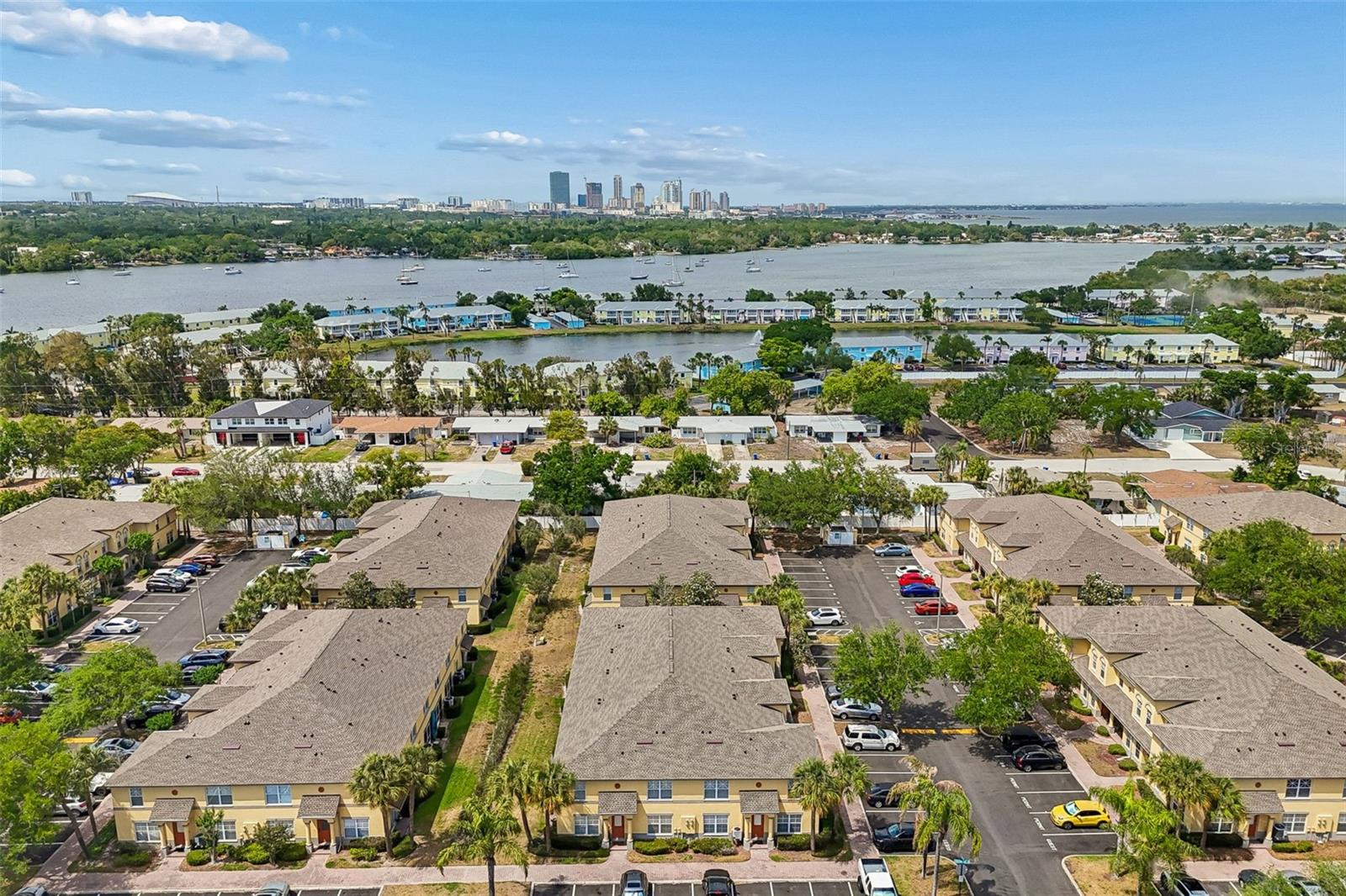 COQUINA KEY TWNHMS - Residential