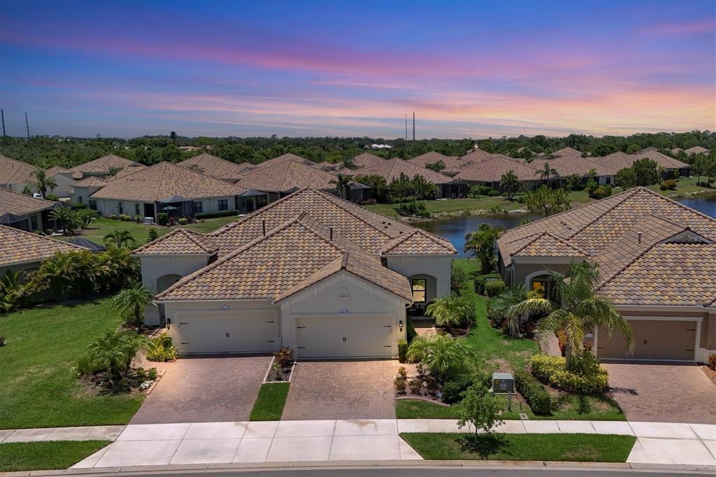 Photo of 21649 Avon Park Court, Venice, FL 34293 (MLS # N6140855)