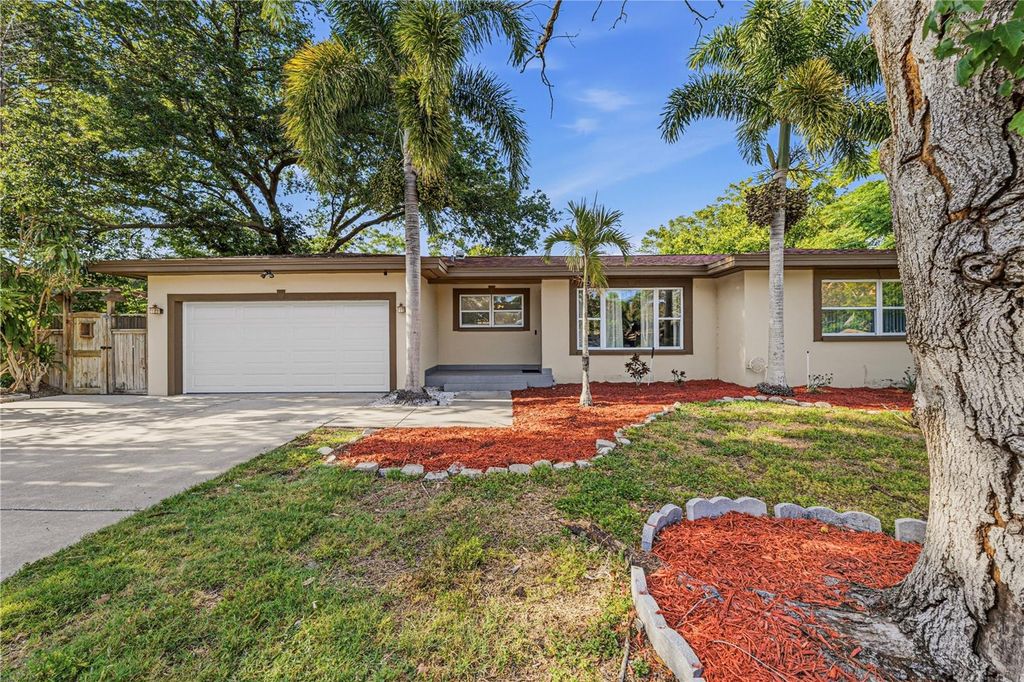 Photo of 1532 Orange Street, Clearwater, FL 33756 (MLS # TB8498708)