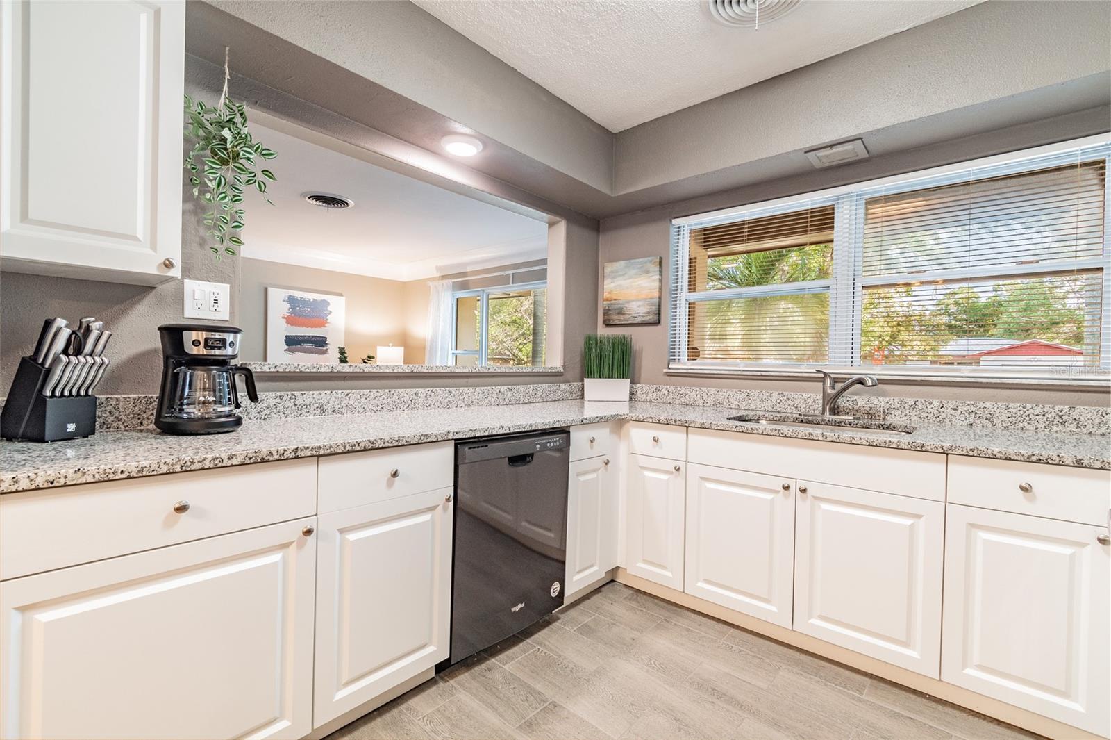 HIGHLAND LAKE SUB 3RD ADD - Residential