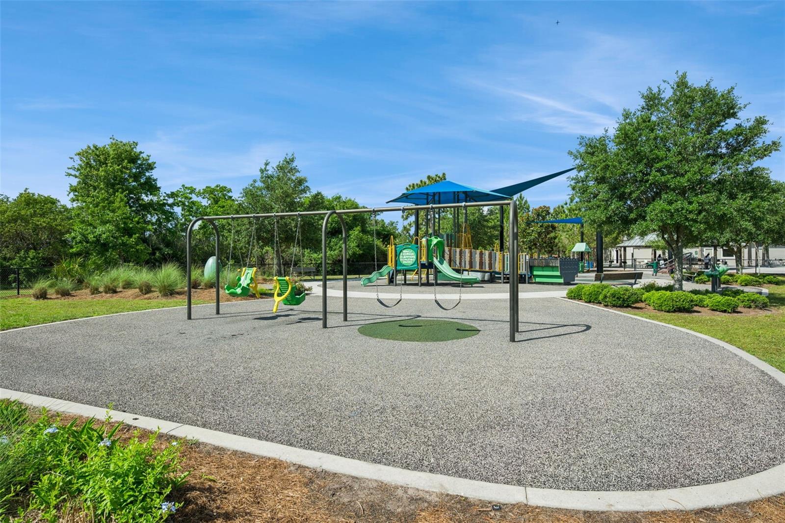 WATERSIDE ESTATES - Residential