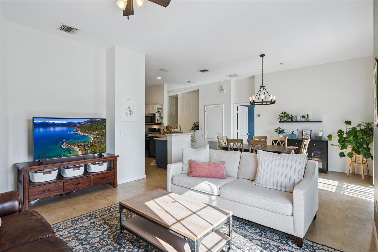 WATERSIDE ESTATES - Residential