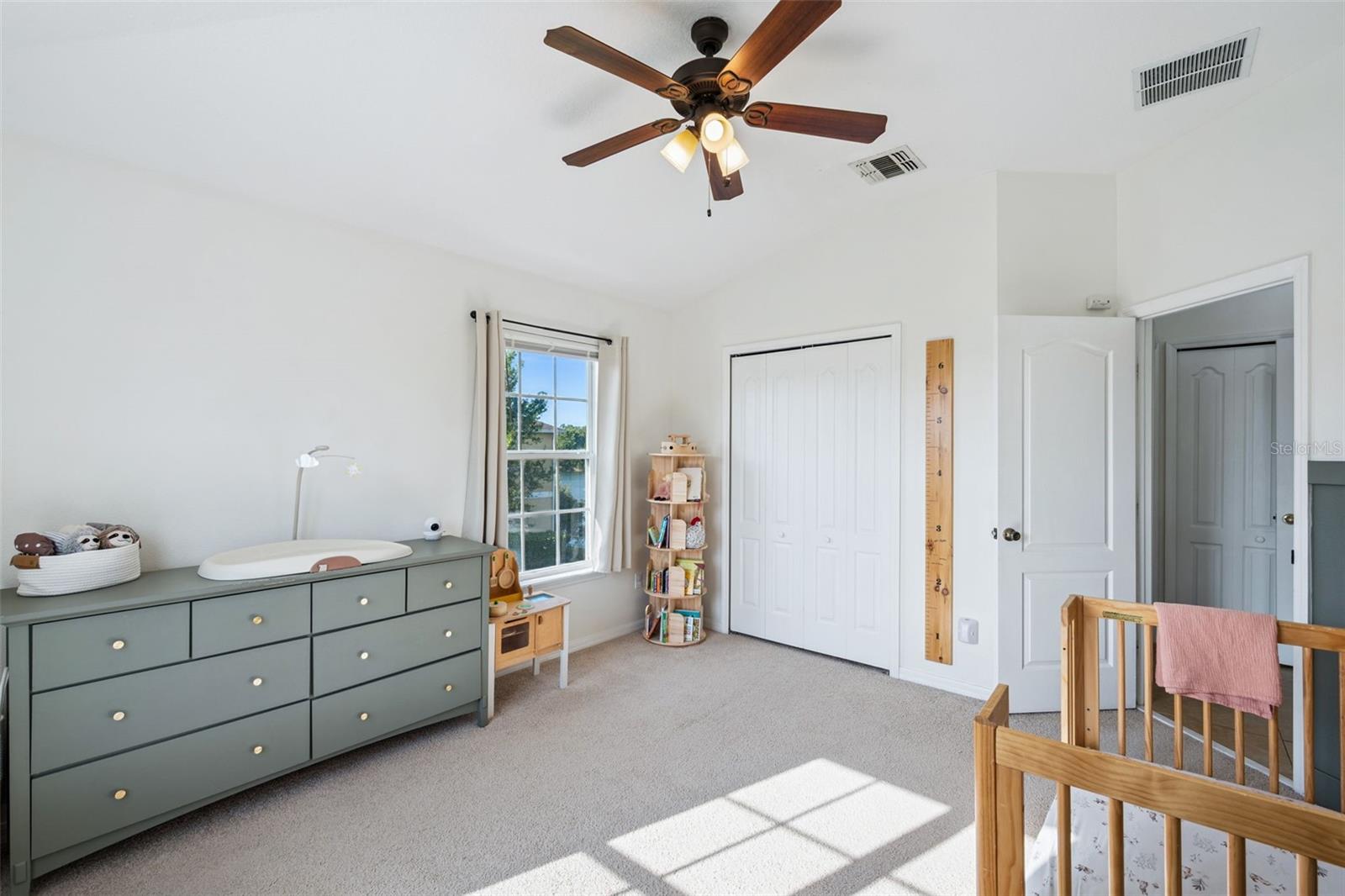 WATERSIDE ESTATES - Residential