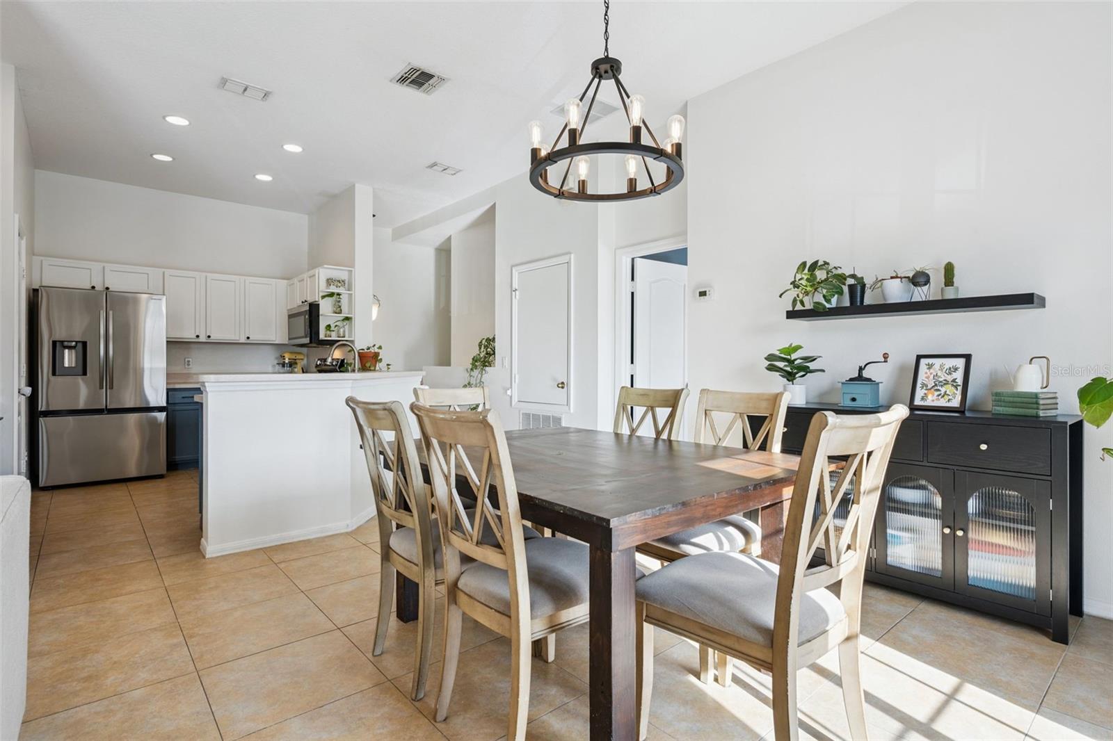 WATERSIDE ESTATES - Residential
