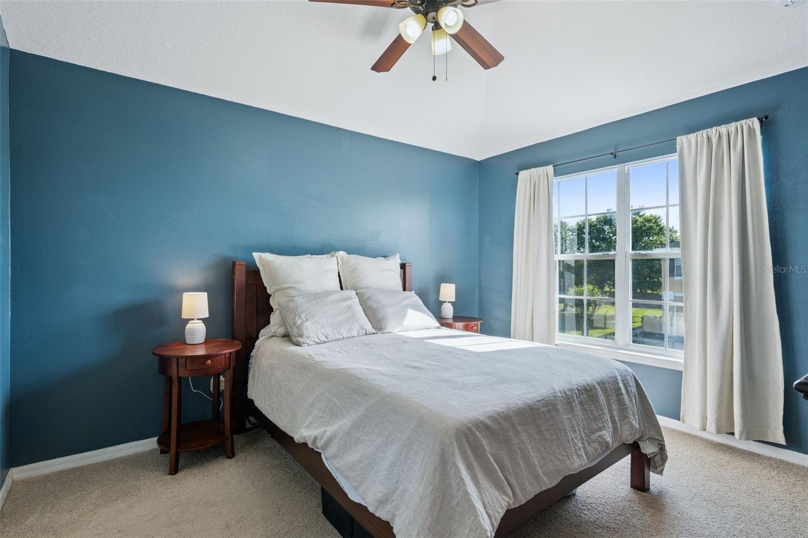 WATERSIDE ESTATES - Residential