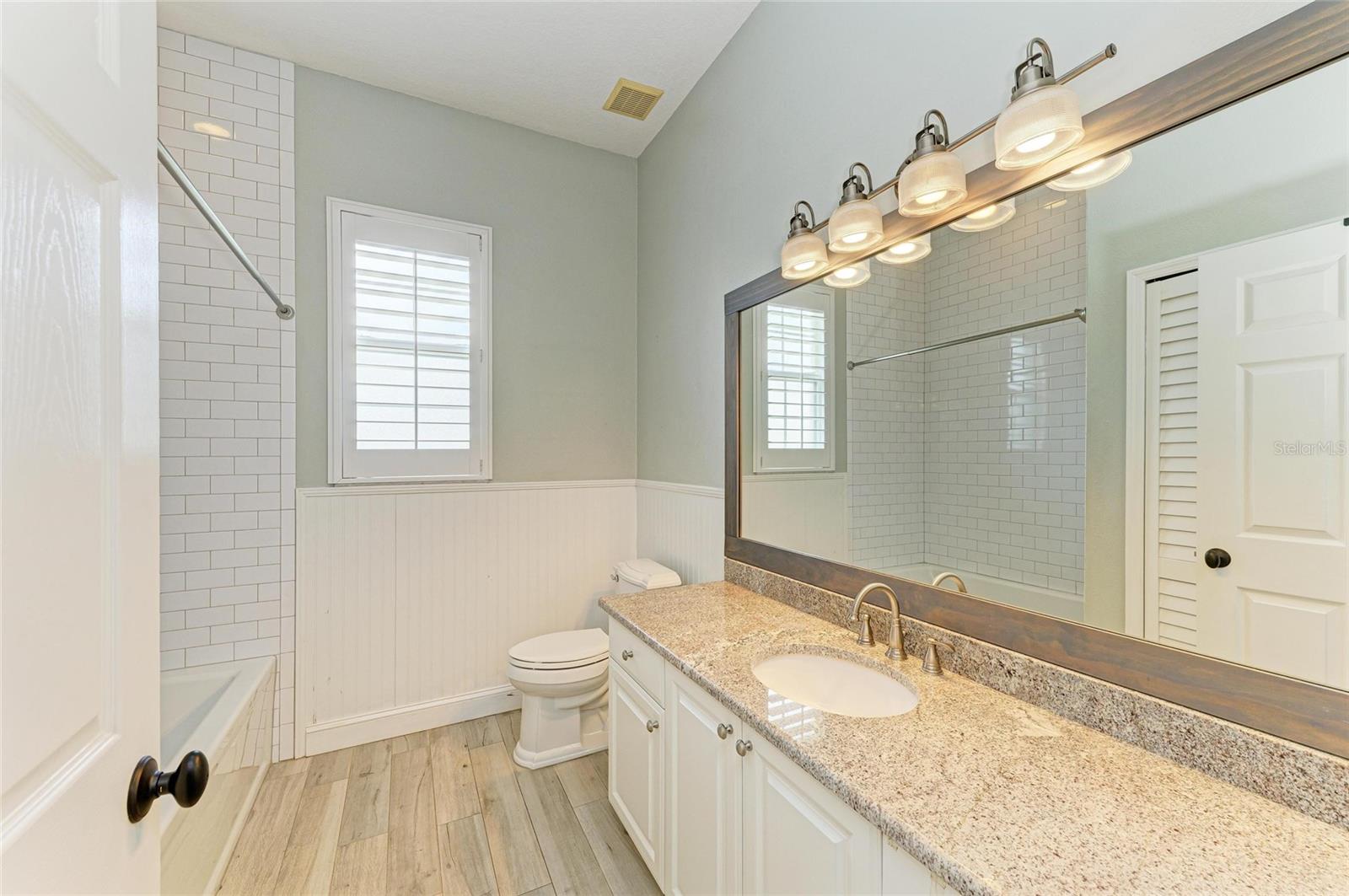 COUNTRY CREEK PH I - Residential Lease