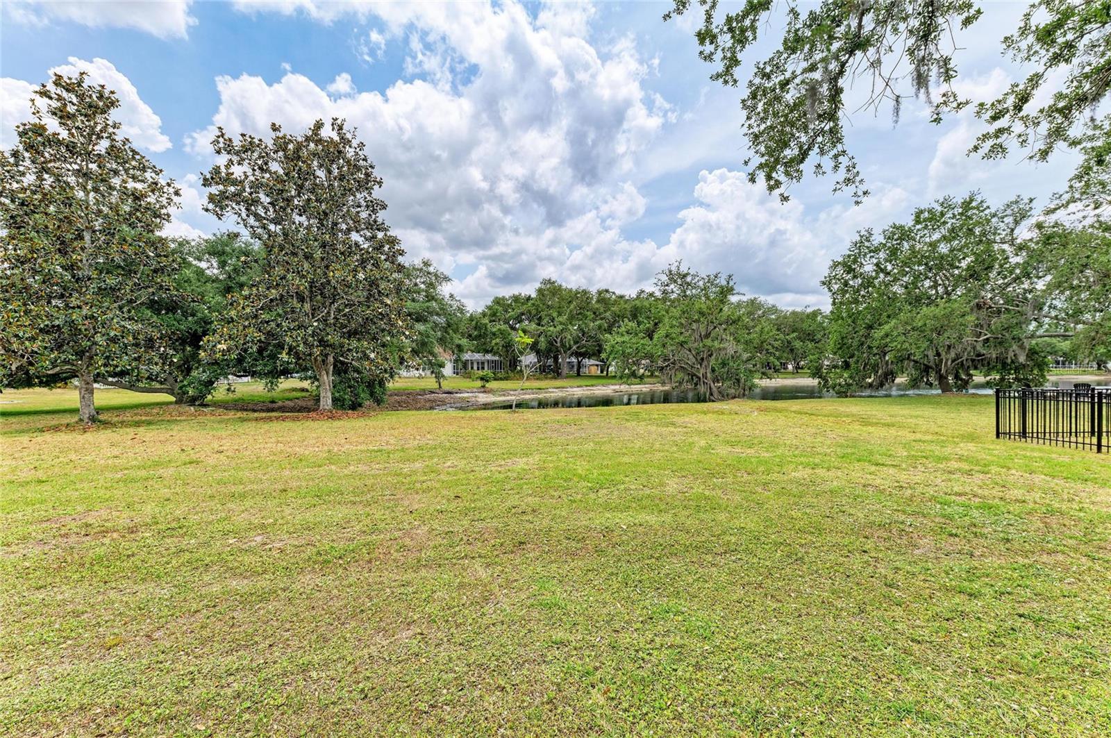 COUNTRY CREEK PH I - Residential Lease