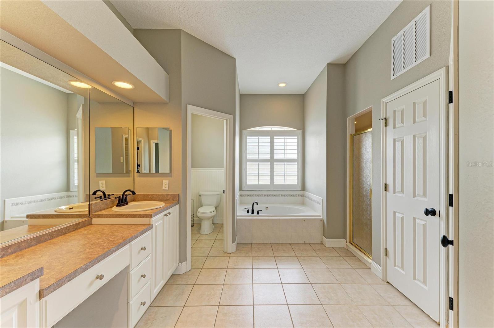 COUNTRY CREEK PH I - Residential Lease